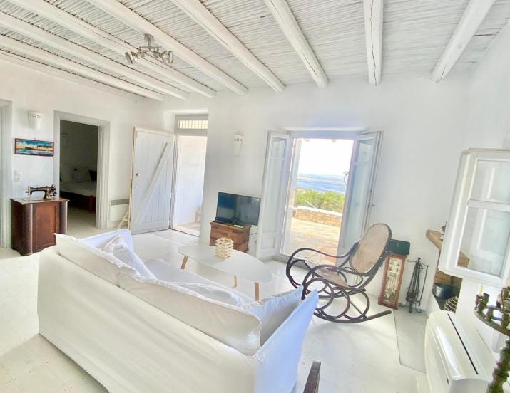 Petro’s Villa - Sarakiniko
