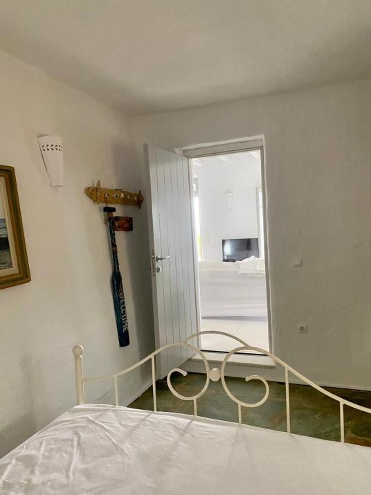 Petro’s Villa - Sarakiniko