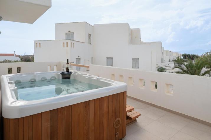 Orkos Beach Hotel