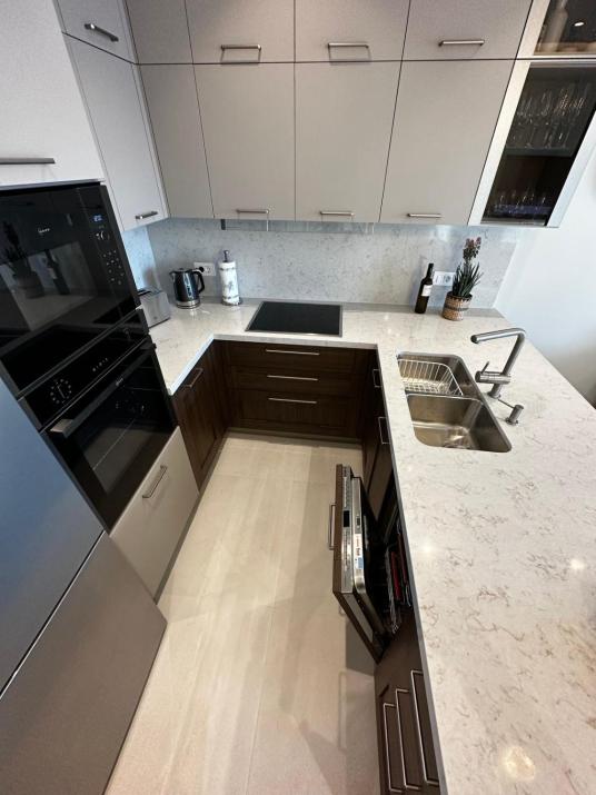 Samanthas LUXURY APARTMENT