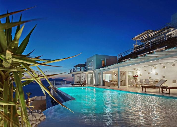 Zinas Villas