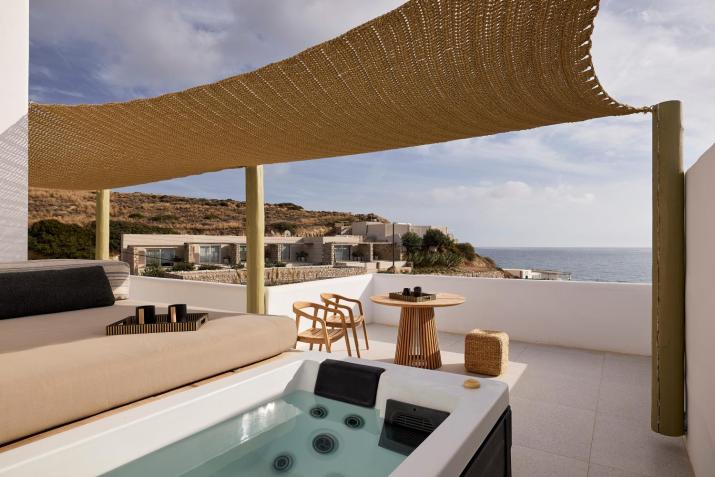 Artemis Seaside Resort