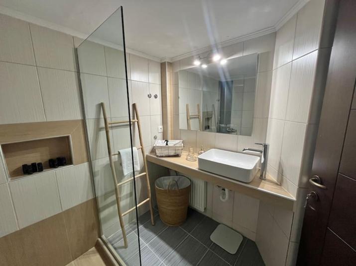 SKG City Center Apartment