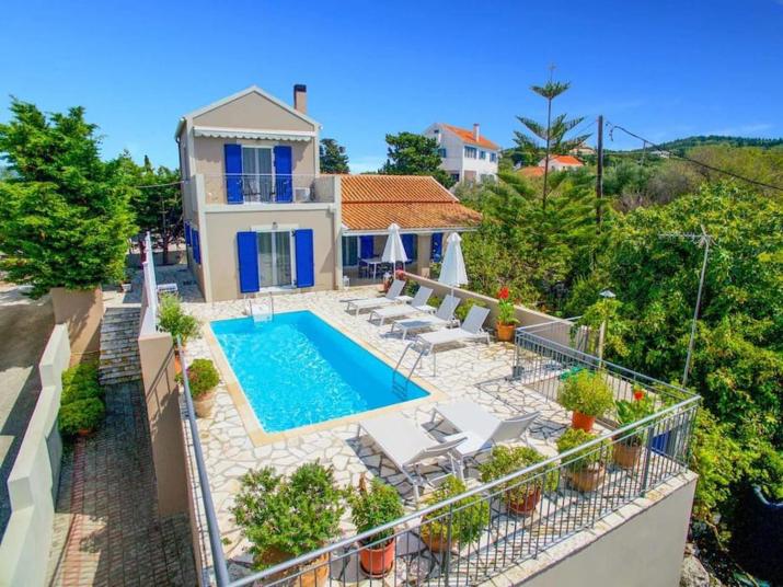 Joanna's Sunset Villa