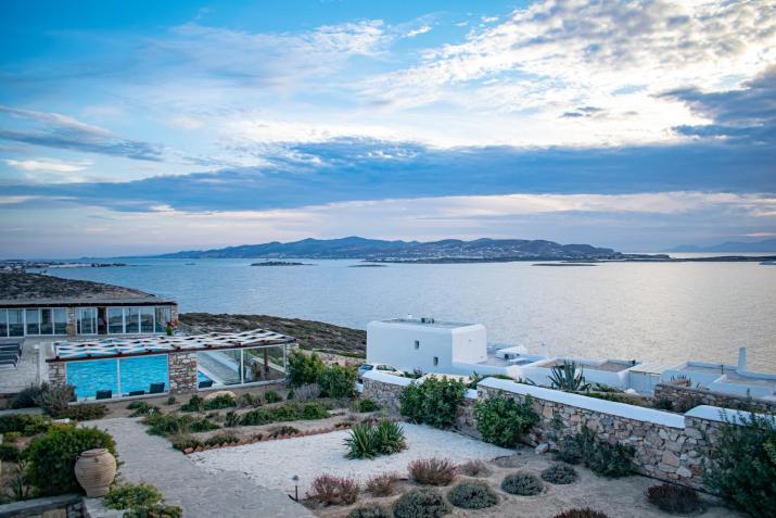 Acres Sunset Residence