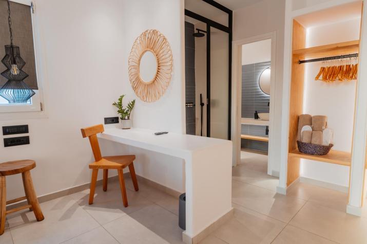 The Mykonist Urban Suitotel