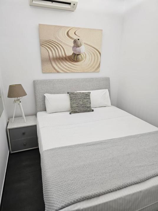Jonaz Rooms & Suites