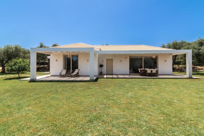 Villa Mavra