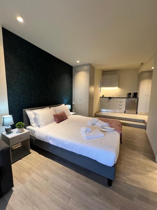 Athenian Retreat Penthouses