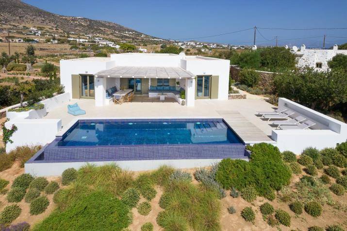 ELEONAS Paros estate - villas with partially private pools & professional tennis court