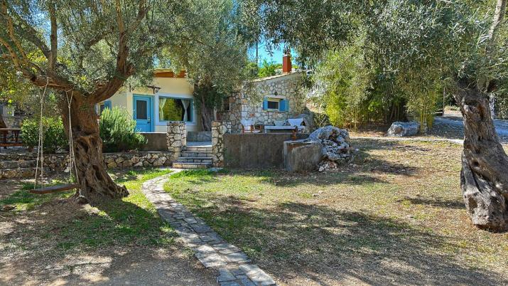 Olive Grove Cottage - Excellent View
