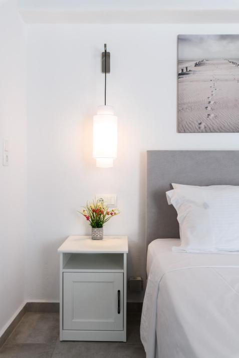 ELEVEN KEYS APARTMENTS