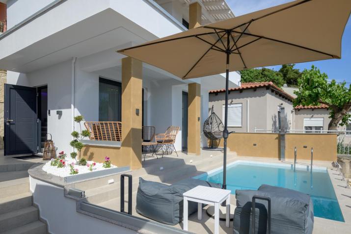 Vrachos Luxury Maisonettes