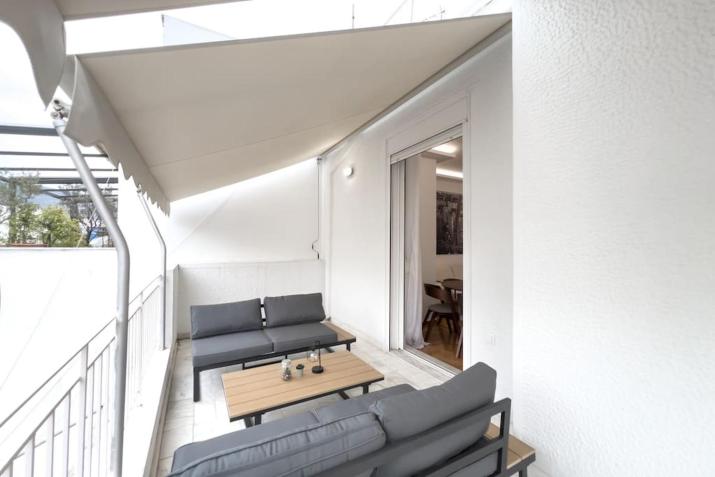 Spacious Penthouse near Downtown