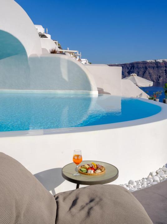 Nostos Apartments