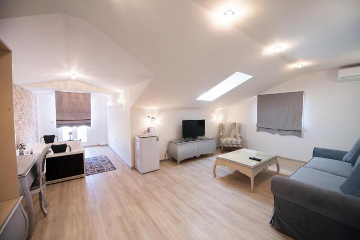 SUITES PIROFANI