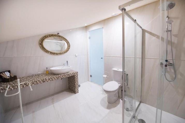 SUITES PIROFANI