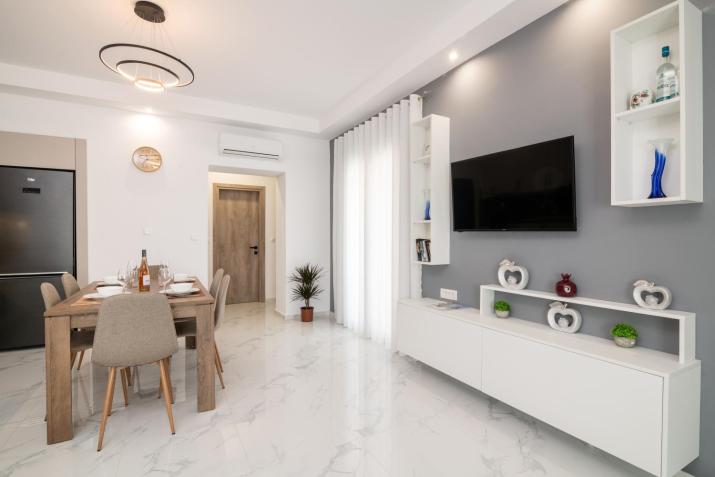 Sonny 2 Bedroom House