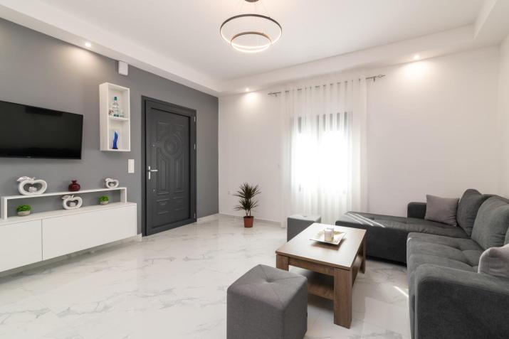 Sonny 2 Bedroom House