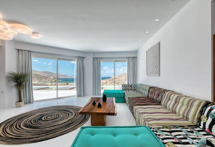The Casa Cove