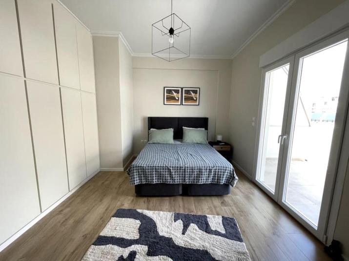 Modern Penthouse in Pagrati