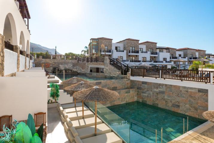 Costa Lindia Beach Resort