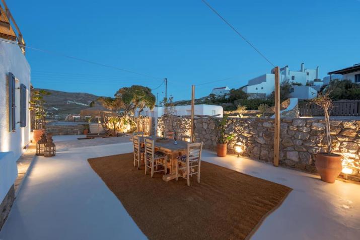 Villa Palm- SeaView-Hot Tub-200m from Ftelia beach