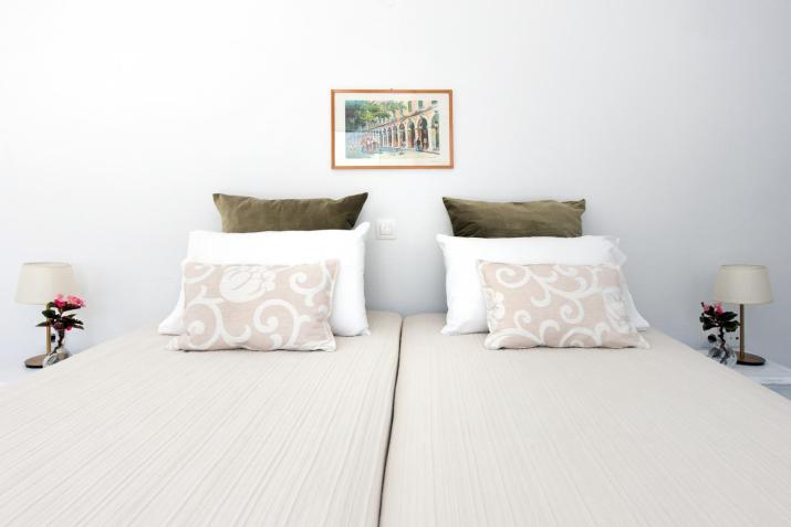 NiSea Apartments