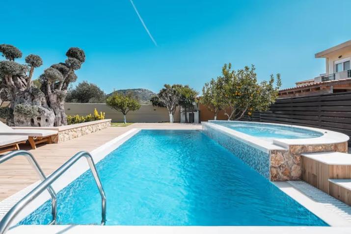 Villa MATA - 600m² with Private Pool and Jacuzzi