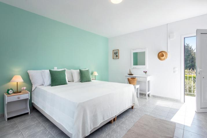 NiSea Apartments