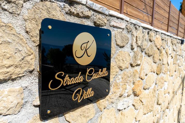 Villa Strada Castello
