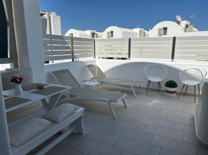 Thiramor houses