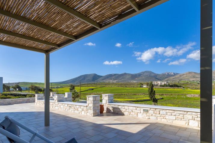 GREEN IN BLUE RESIDENCE LOGARAS