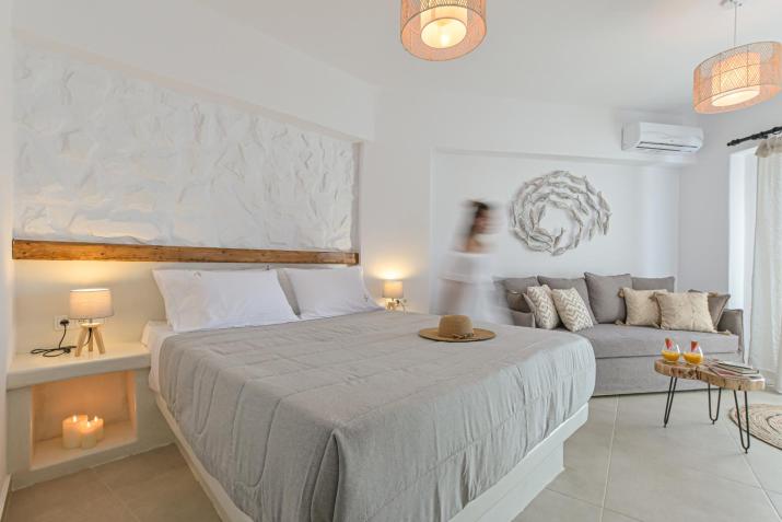 Naxos Finest Hotel & Villas