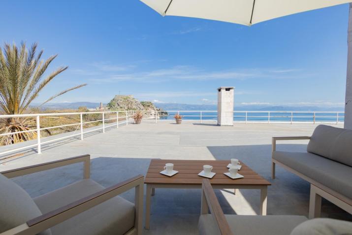 Old Fortress View Roof Top Apartment by Konnect