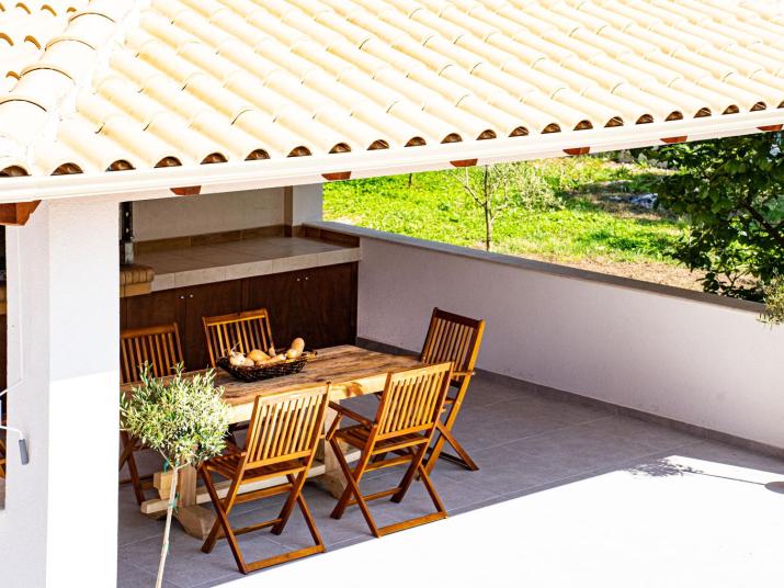 Katherina Maisonette close to Corfu Town