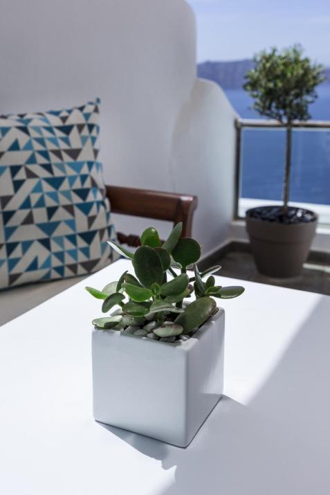 Nevma Suites