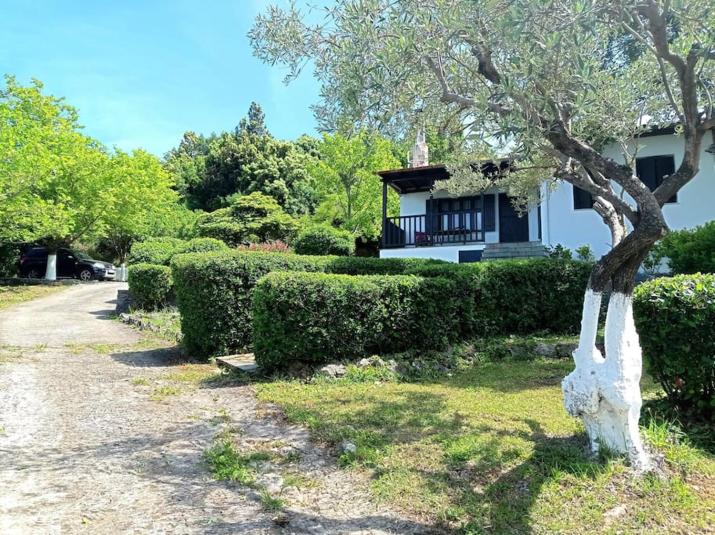 Aphrodite 's cottage