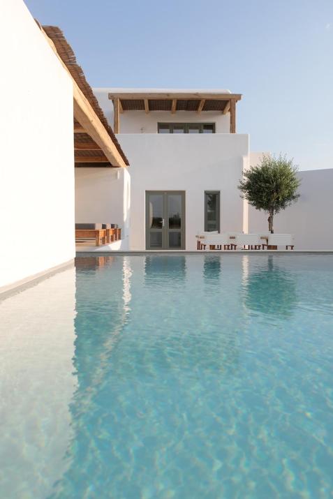 Alio Naxos Luxury Suites