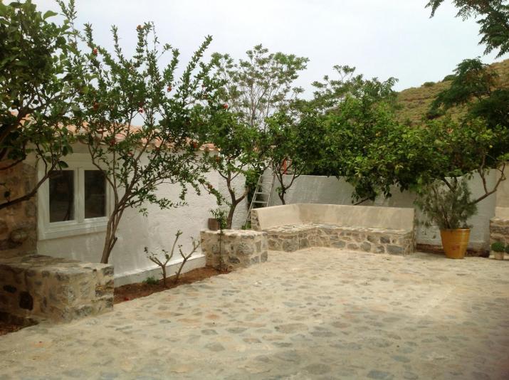 Kiki's Houses Vlichos