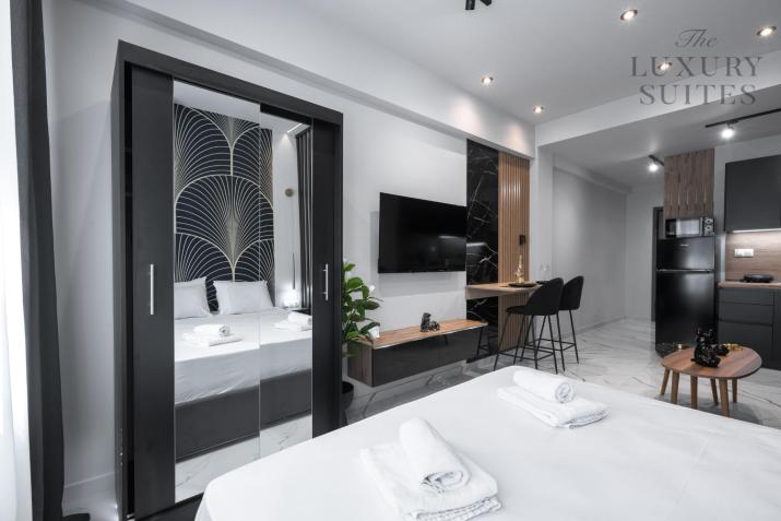 Maison Cristal, The Luxury Suites