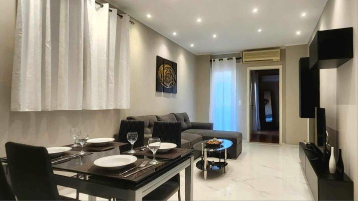 Seascape Elegant Apartment