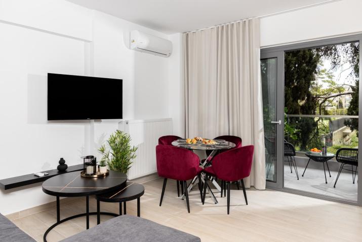 Velvet Luxury Apartments in the City Center by BiNoBi!
