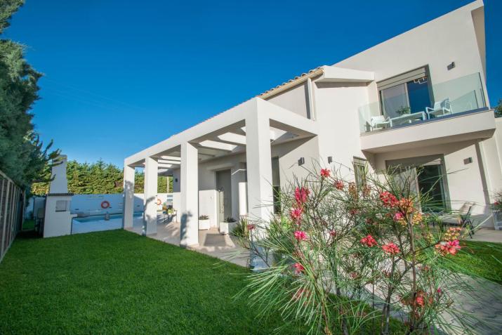 Villa MANDI & JANI by 