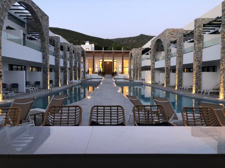 Cavo di Suites