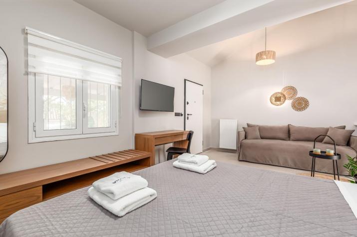 Almyra Luxury Studio Apartment