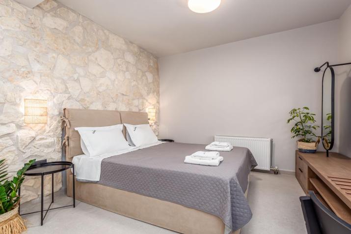 Almyra Luxury Studio Apartment