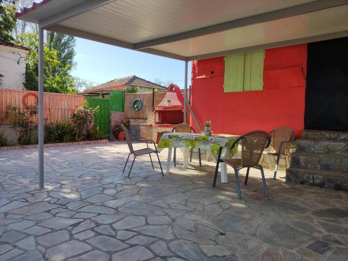 DIMITRIS EYRIAKIS COTTAGE