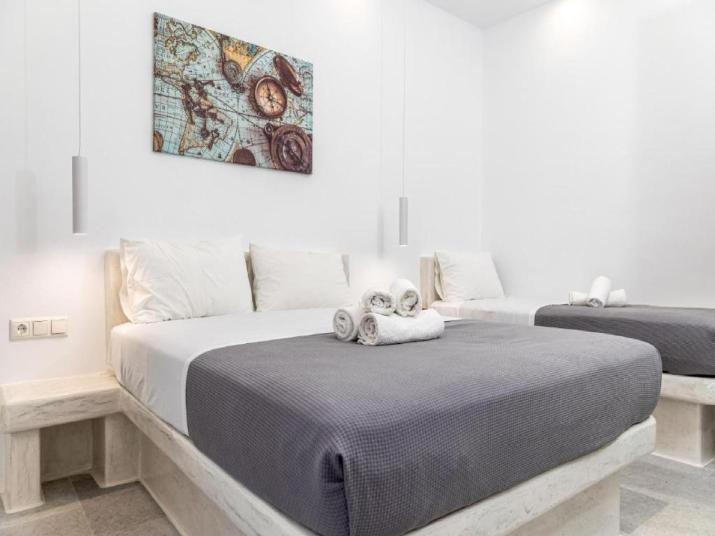 Superb Naxos Apartment Grand Suite In The Heart Of Town Balcony City Views Saint George