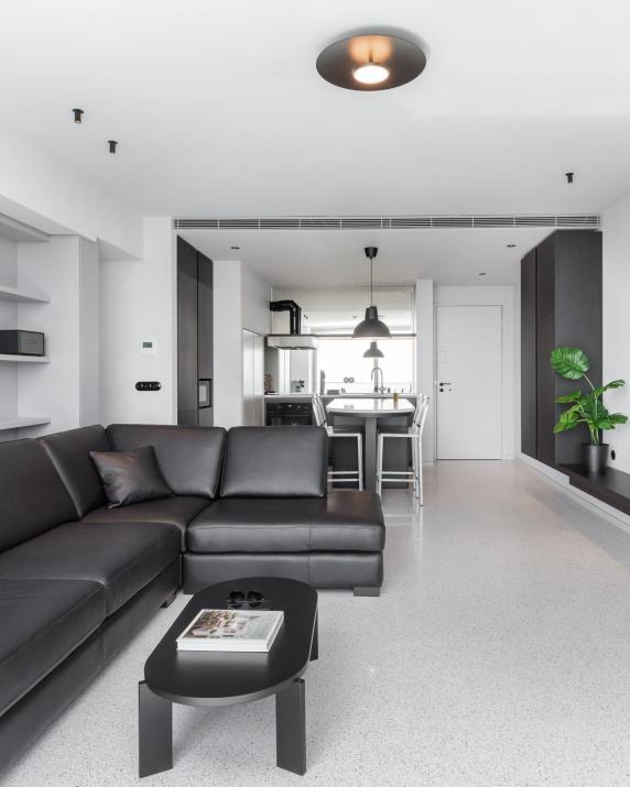 Nero Luxury Suites by Zennova